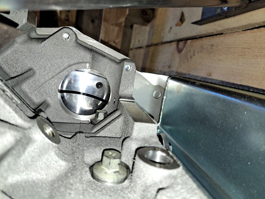 20231020 153912
engine flywheel inspect hole