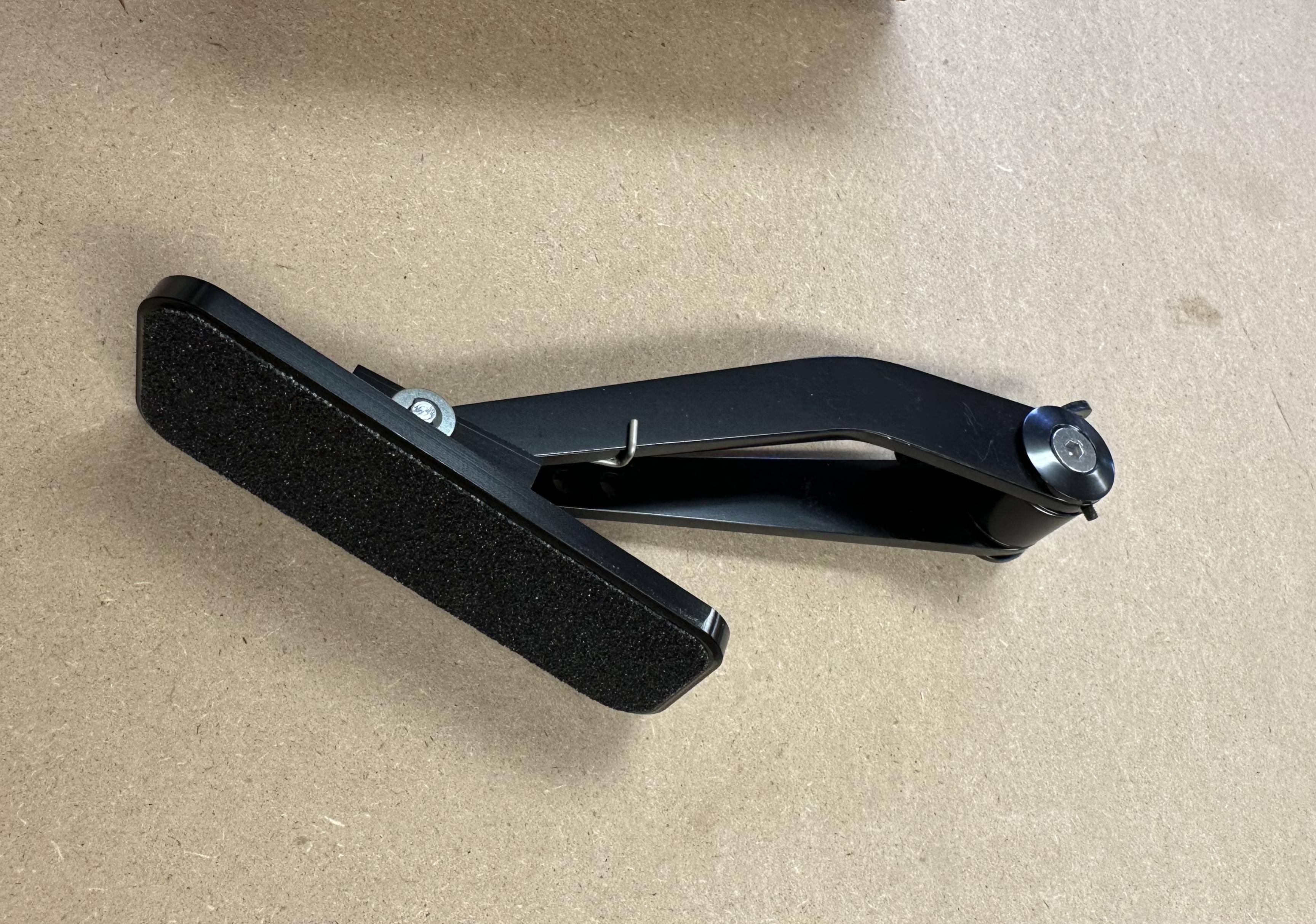 FF throttle pedal