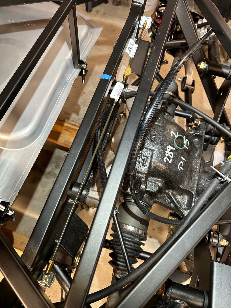 brake line crossover