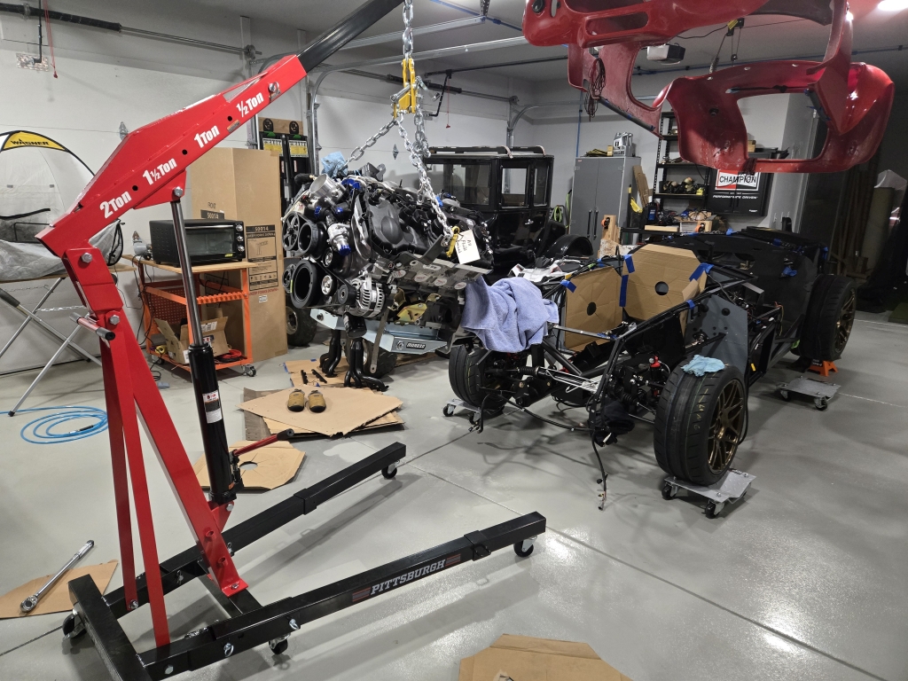 mounts on