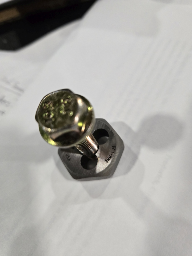 starter bolt