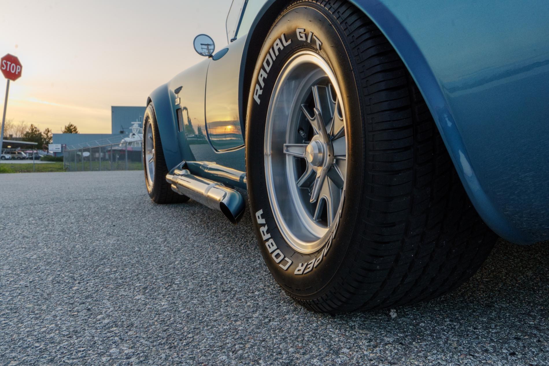 427 FACTORY FIVE ROADSTER - MORGAN MACKAY
Reflection