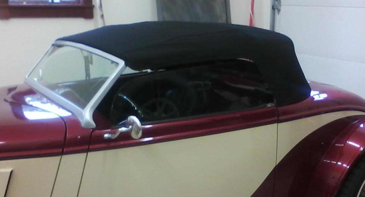 #007 Goes Under Cover 01