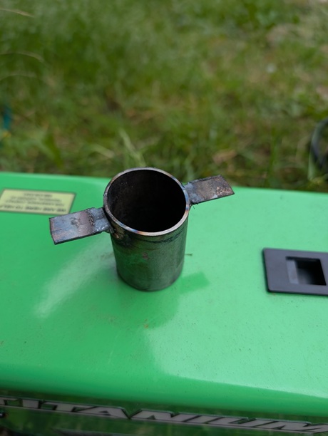 door cup with wings