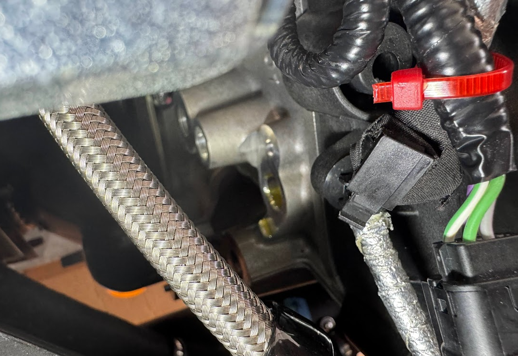 camshaft sensor leak1