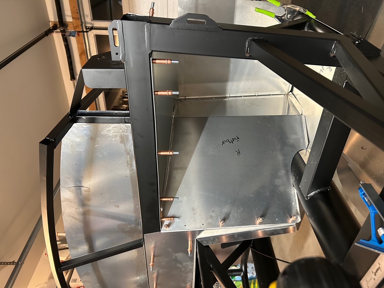footbox1