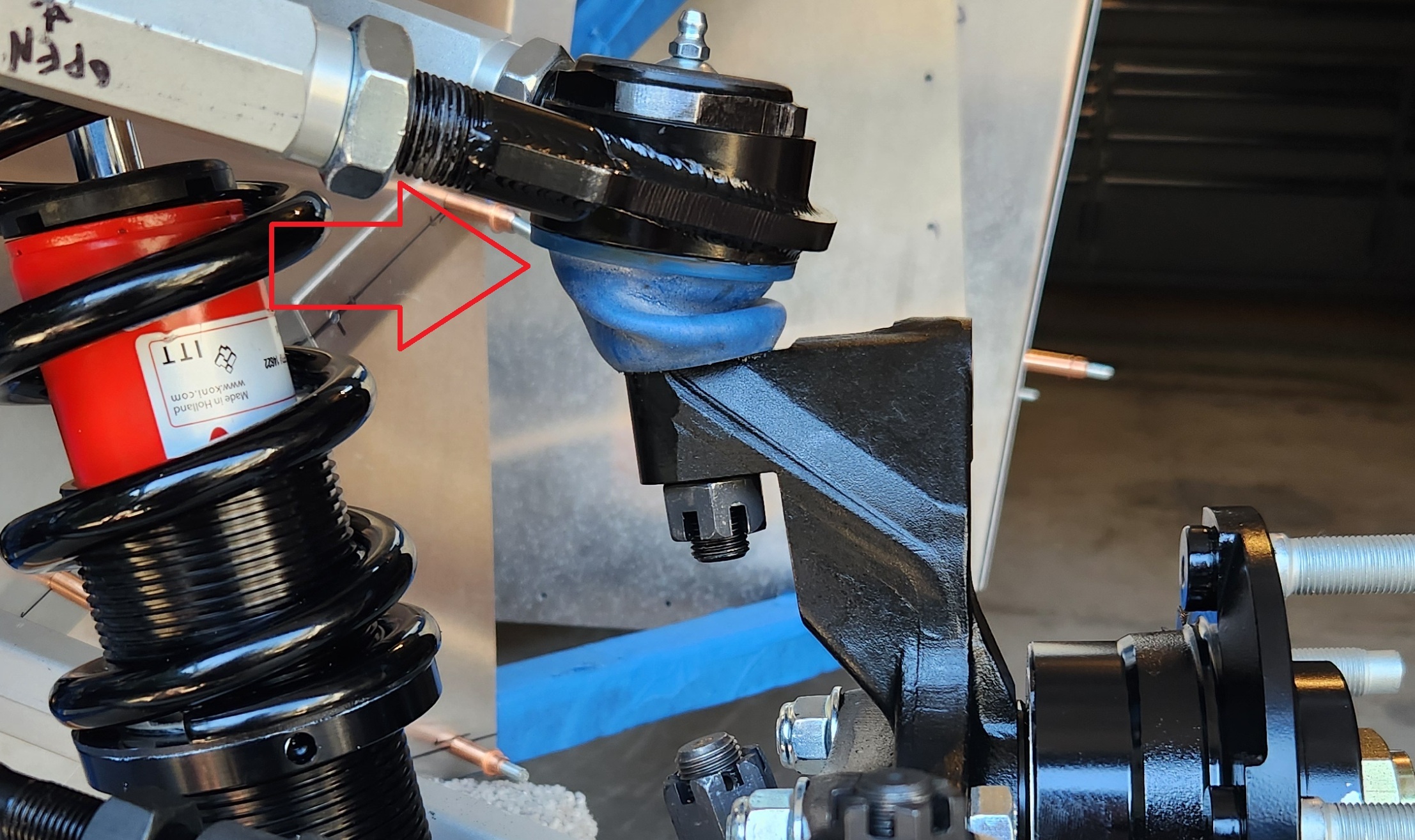 Upper Ball joint Boot issue