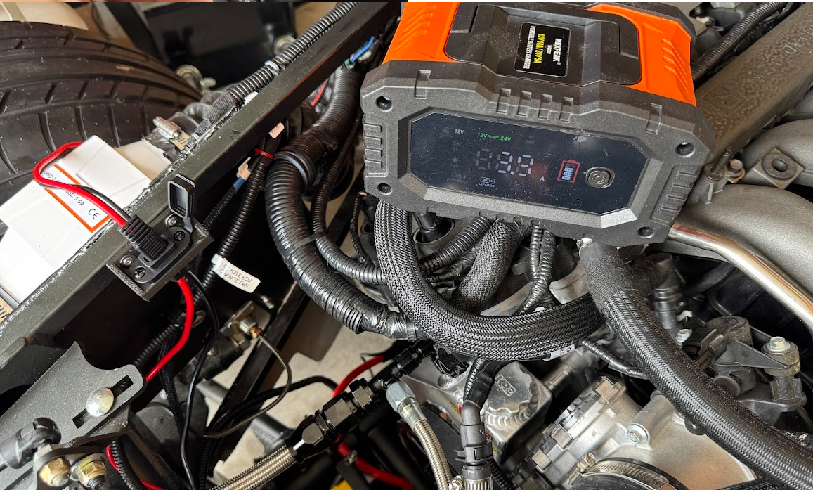 trickle charger port4