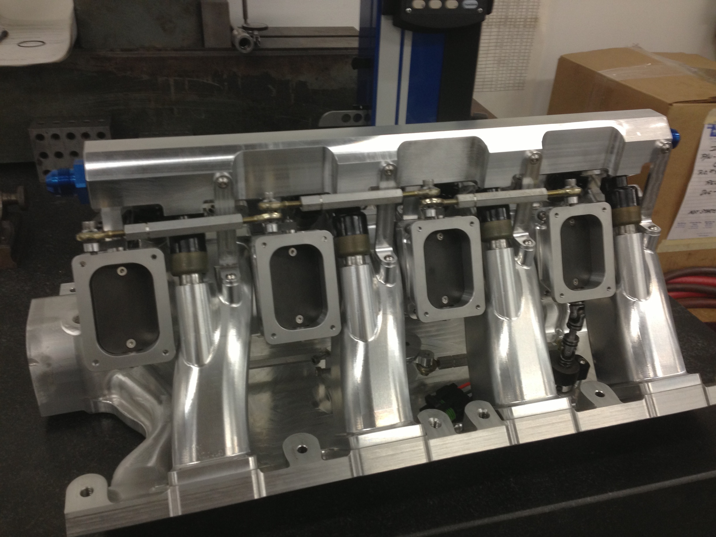 FUEL RAIL 010