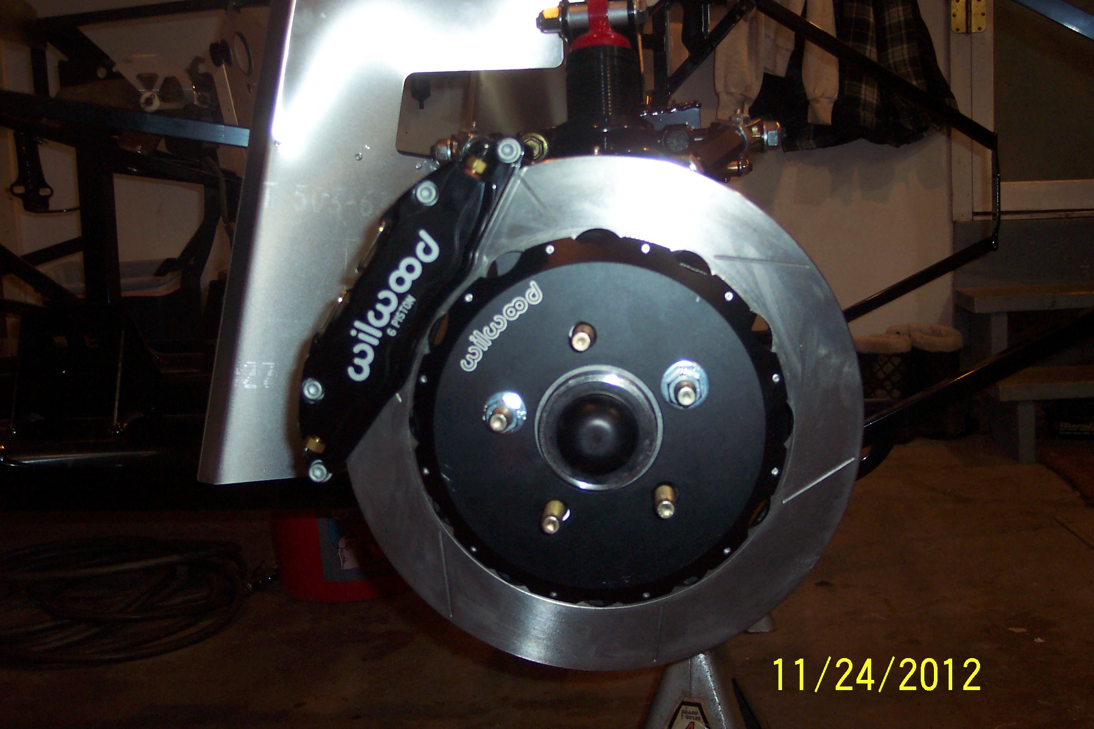 6 piston calipers-sweet, work well with the 93 Cobra master cylinder.