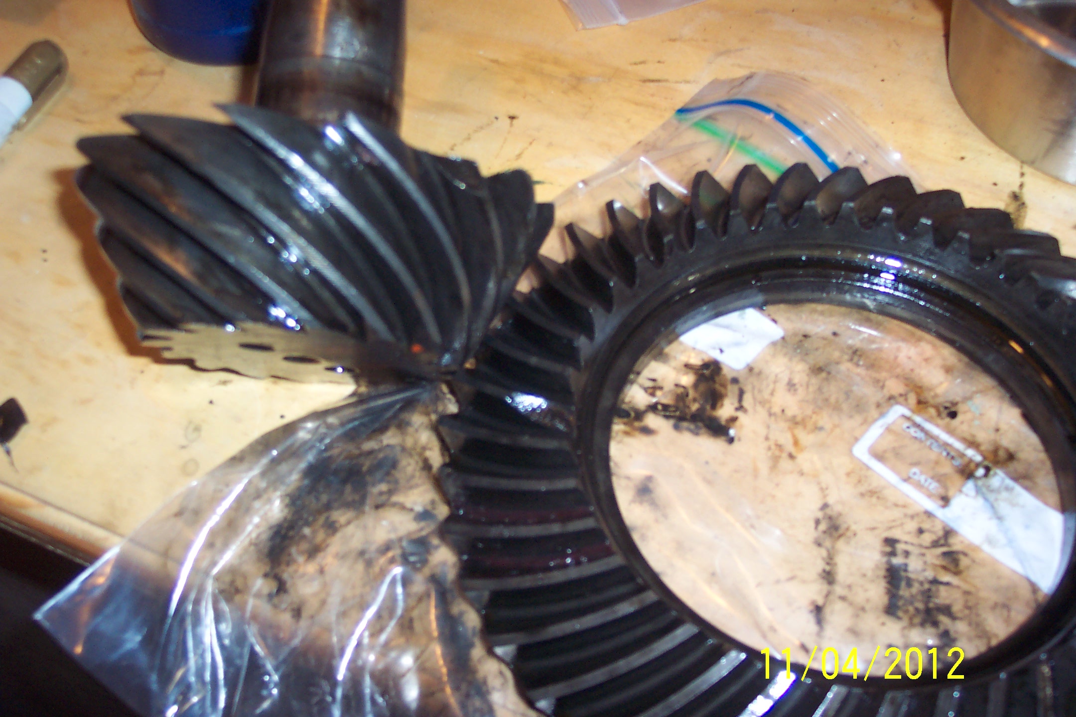 Original 2.73:1 gears had a broken tooth! When I emptied the pumpkin, a chuck of CR steel fell out! Didn't belong anywhere in there, but it did have the marks from the gears!