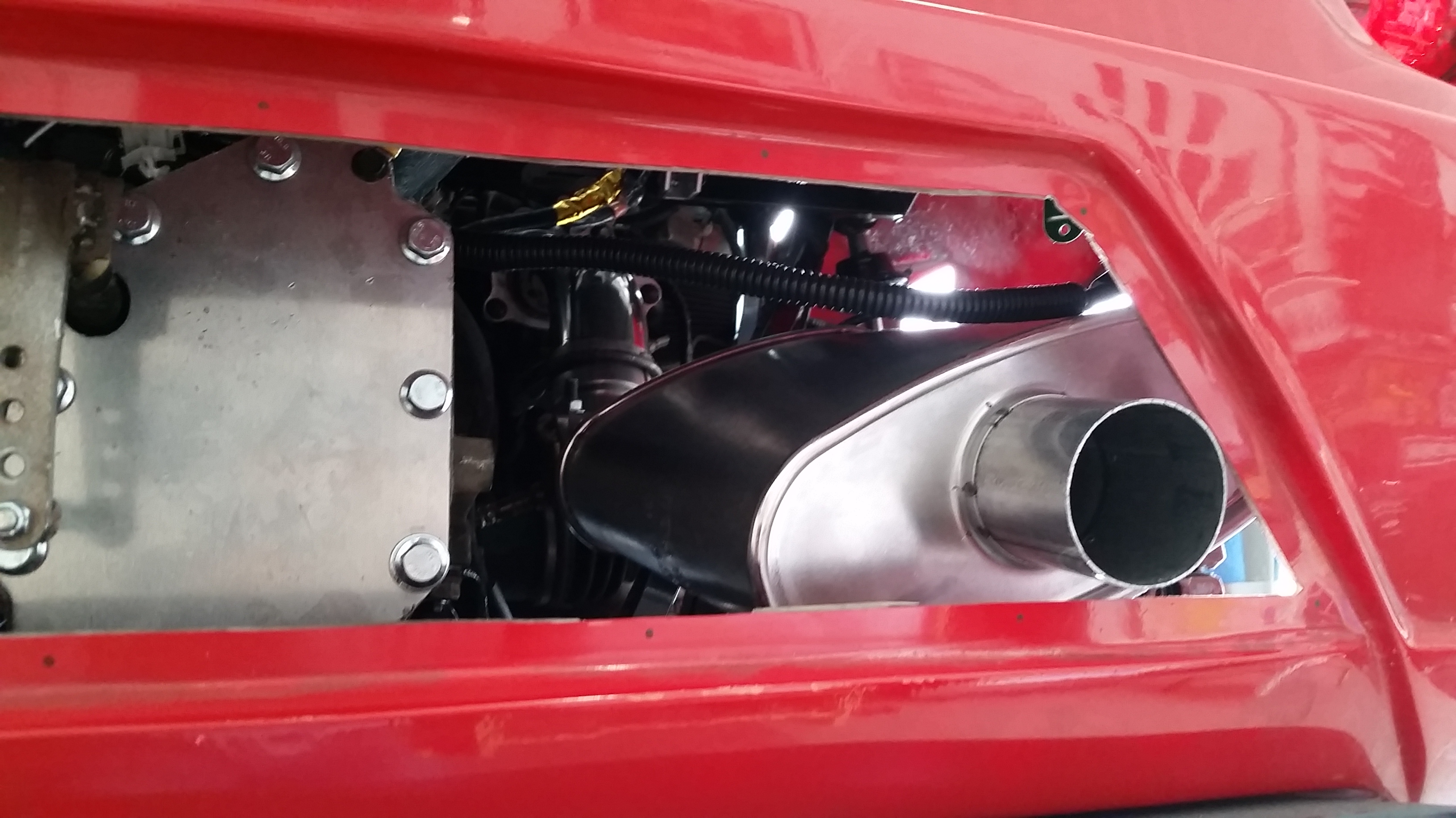 Exhaust 1