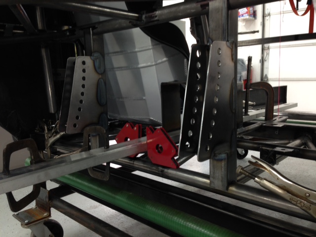 Upper Control Arm mounts allow for offset three link or parallel four link suspension.