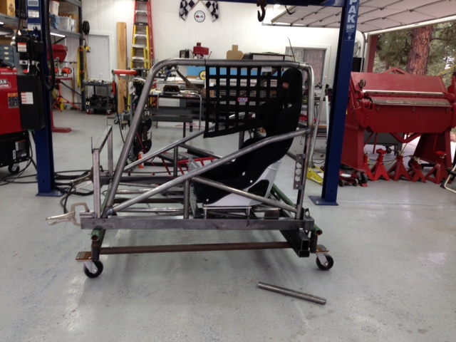 Cockpit section fitting to frame.