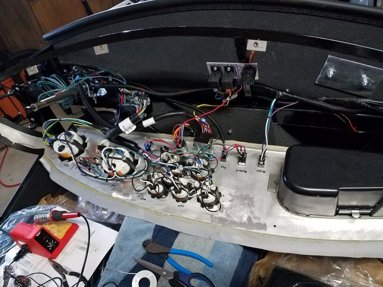 Dash electrical