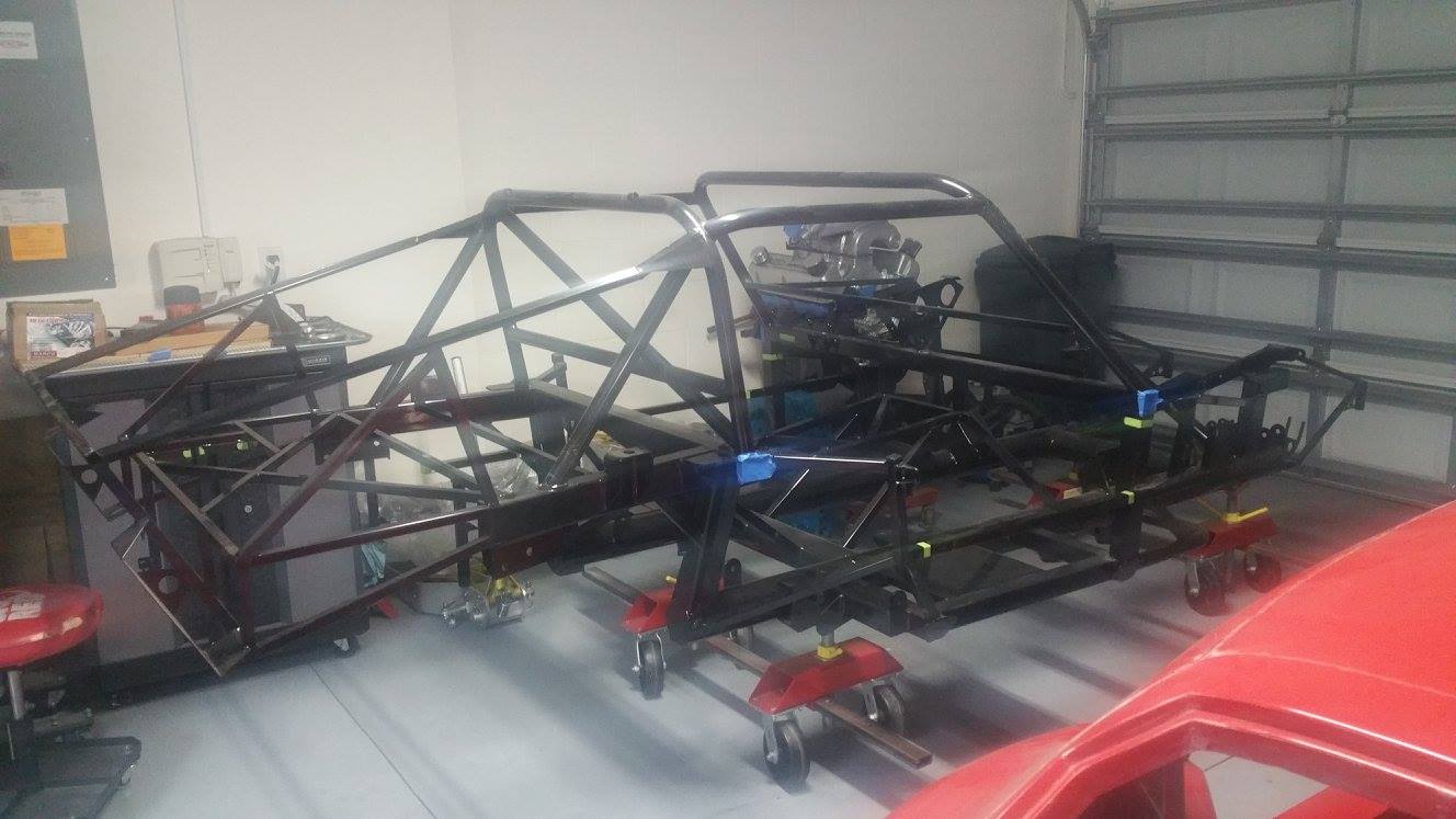 Coupe without chassis panels