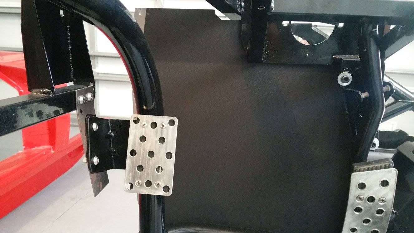 Dead pedal bracket