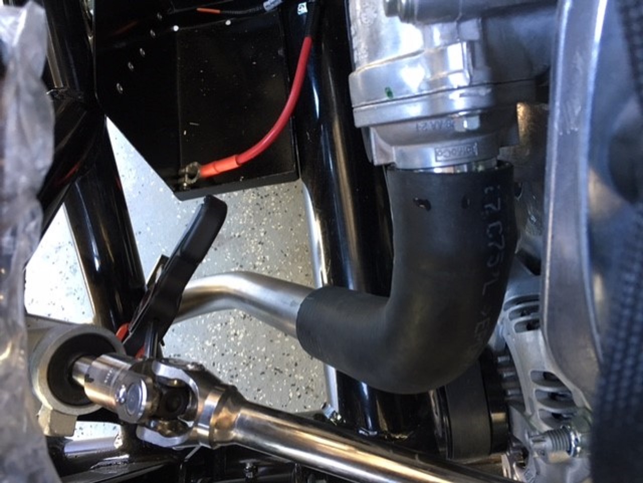 Lower Rad Hose   Engine Connection   Top View