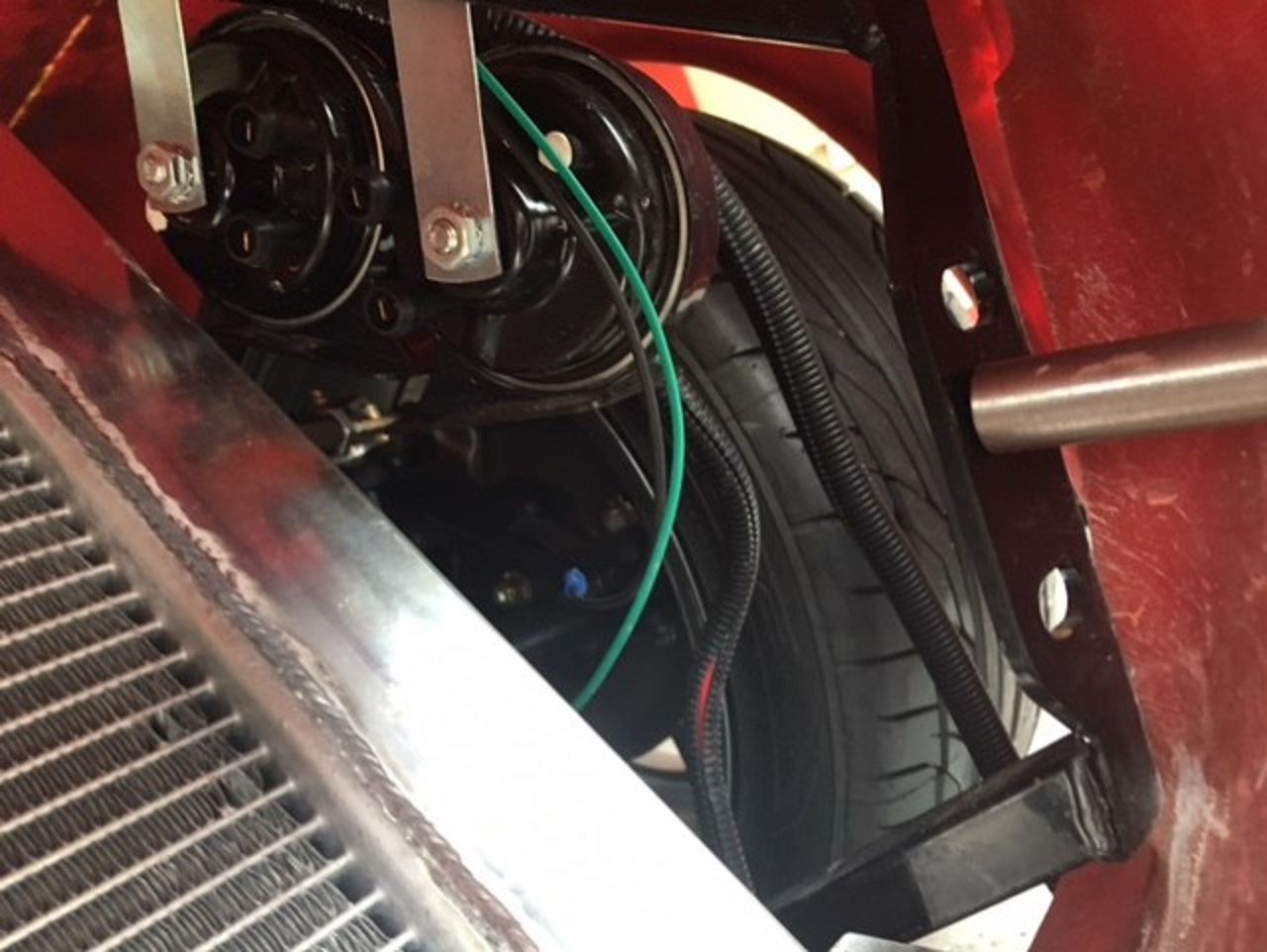 Bodywork   DS Bumper bolt mount