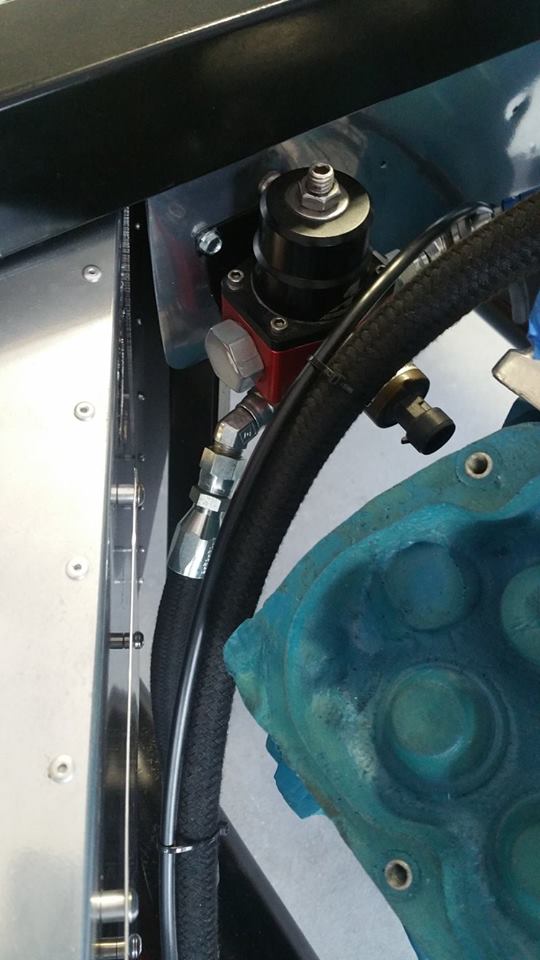 Fuel hoses   regulator