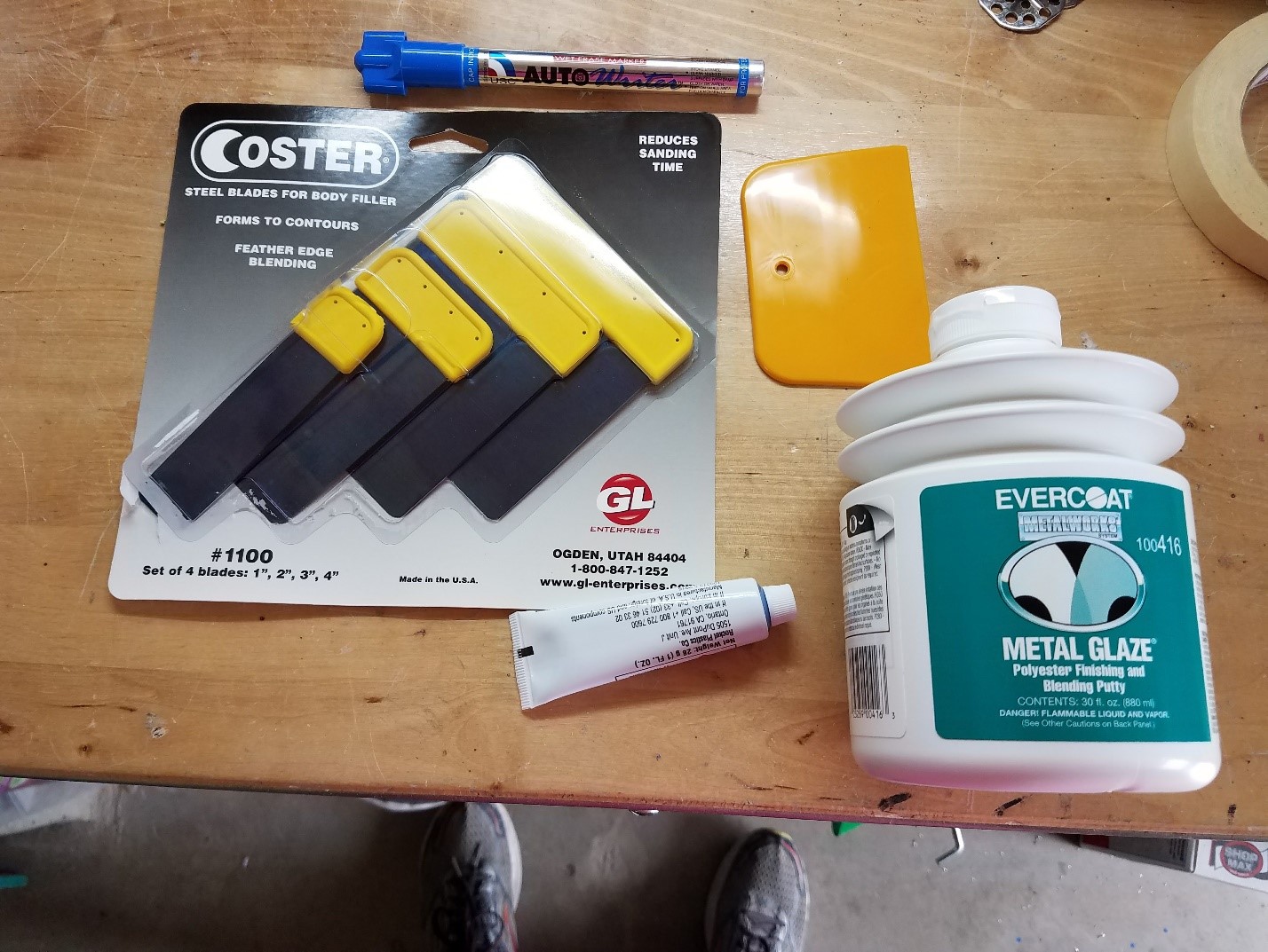 Glazing putty