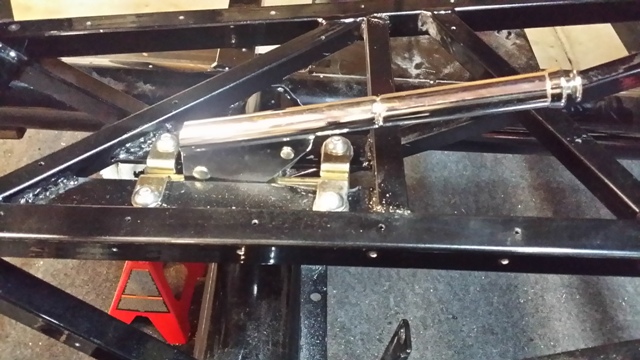 Lokar ebrake from side