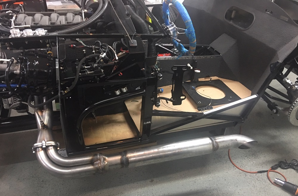 Side pipes install