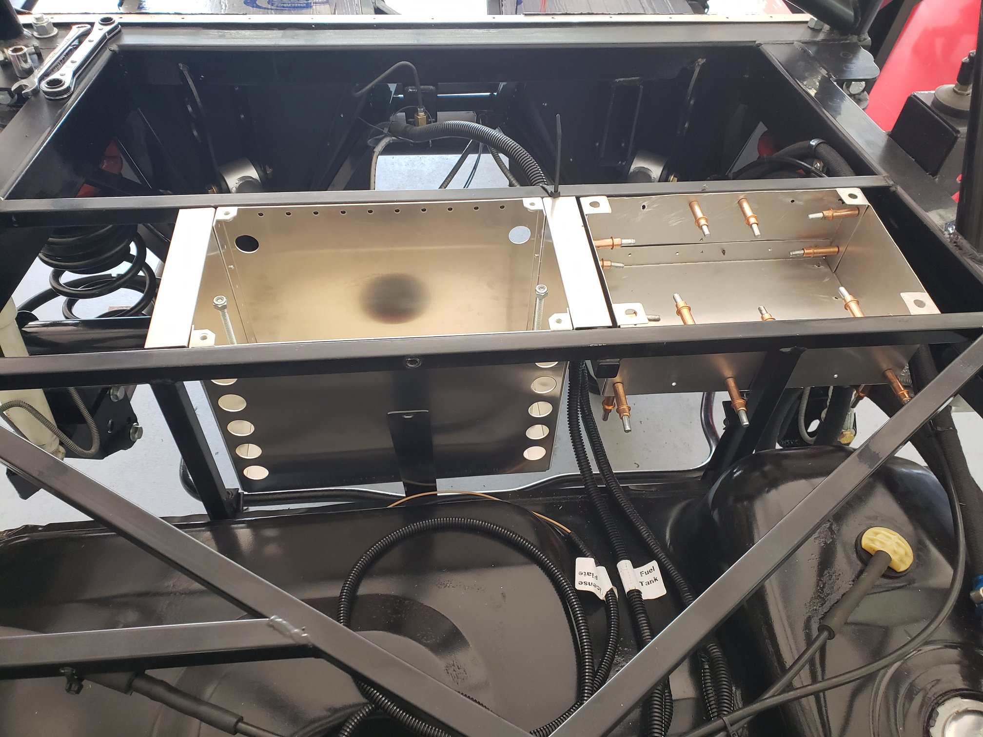 Battery and FMU boxes 1