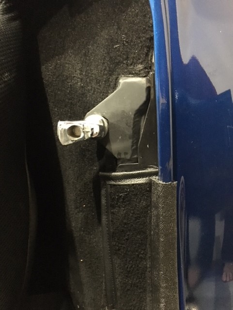 Carpet DS around door Latch