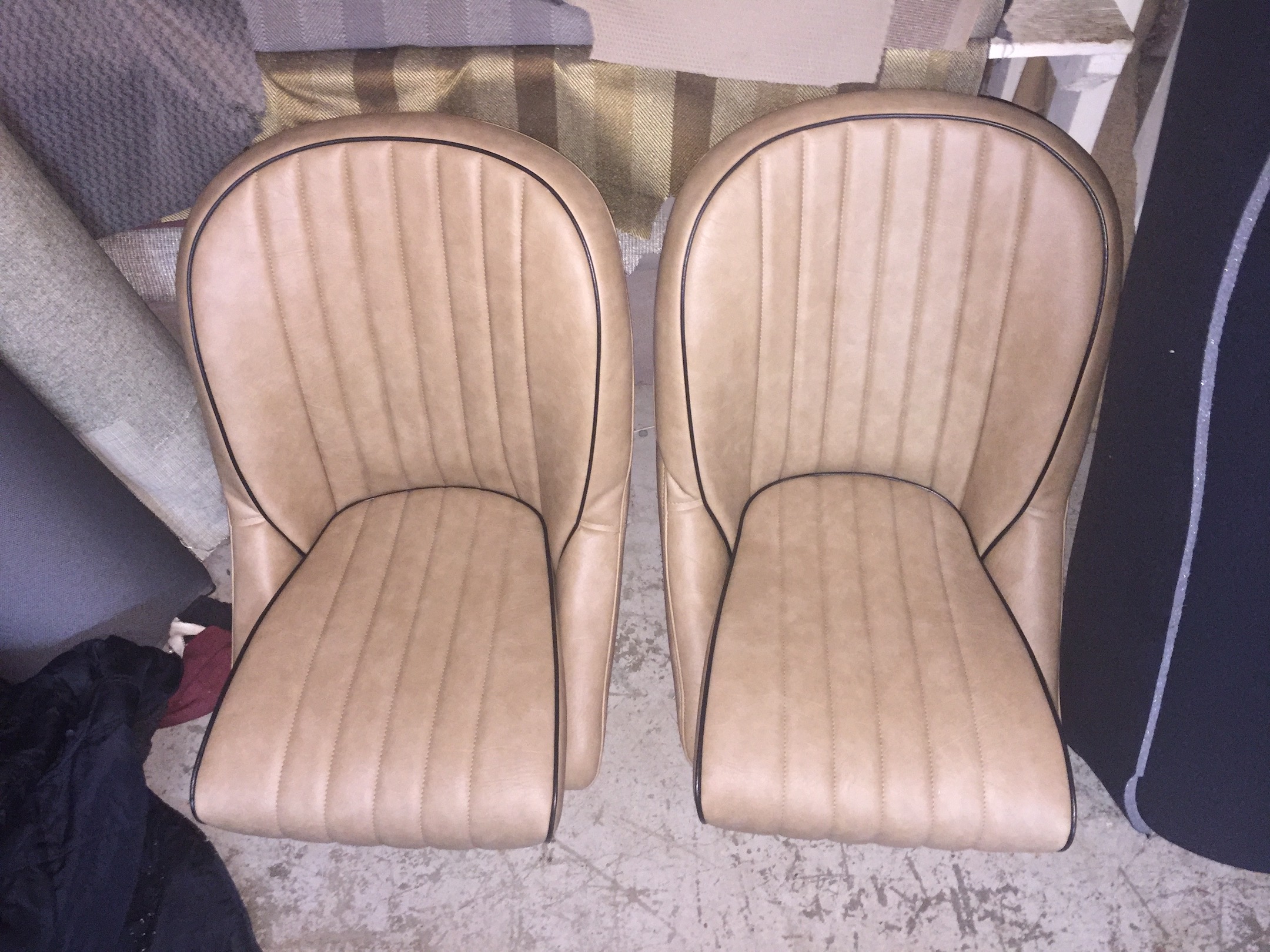 Seats, Interior Leo's