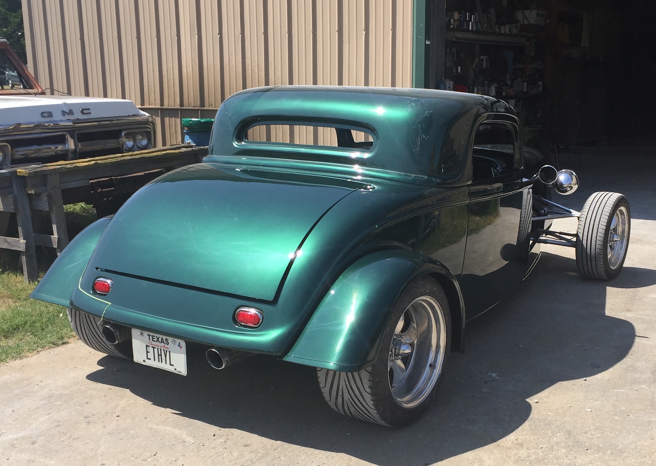 rear quarter, Passenger's side, Fiberglass, Body, and Paint Prep, 121 Rod & Restoration. Finish