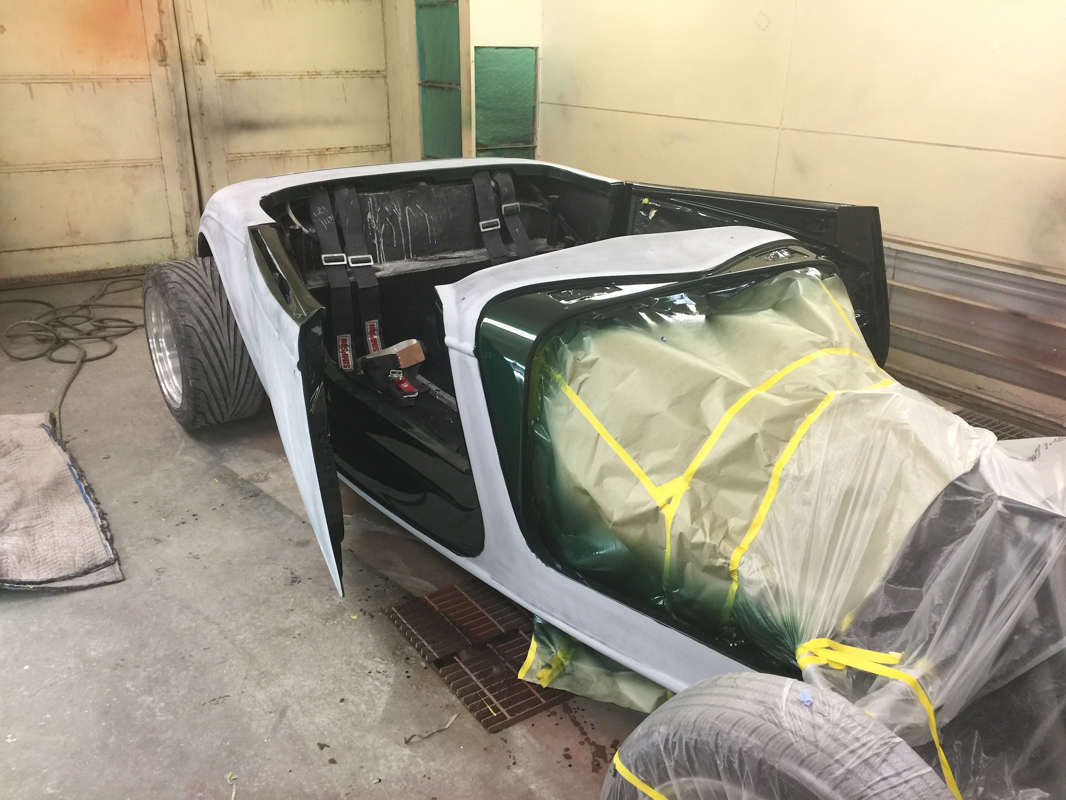 Fiberglass, Body, and Paint Prep, 121 Rod & Restoration. Jambing and Edging.