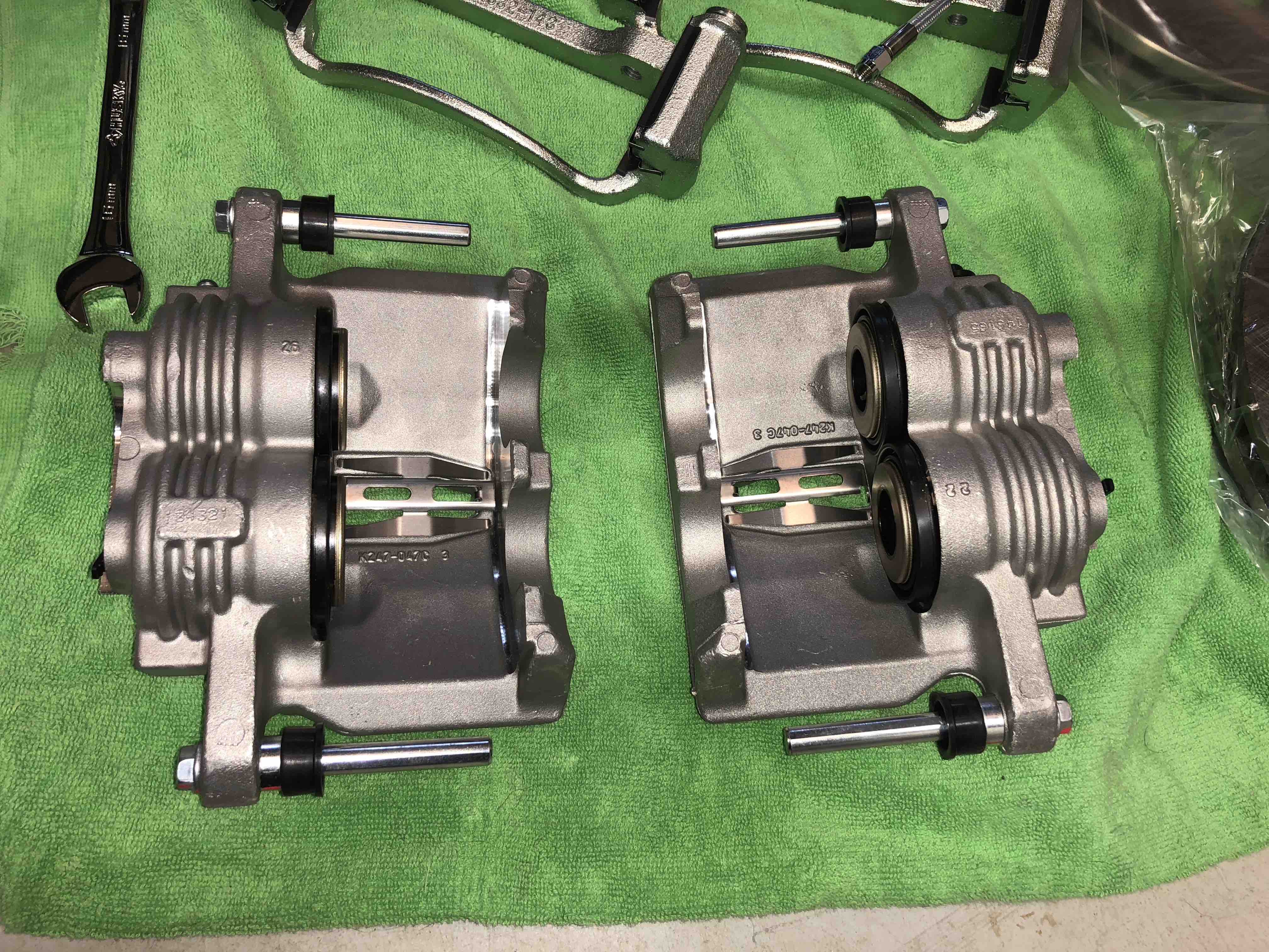 brakeCalipersFront
