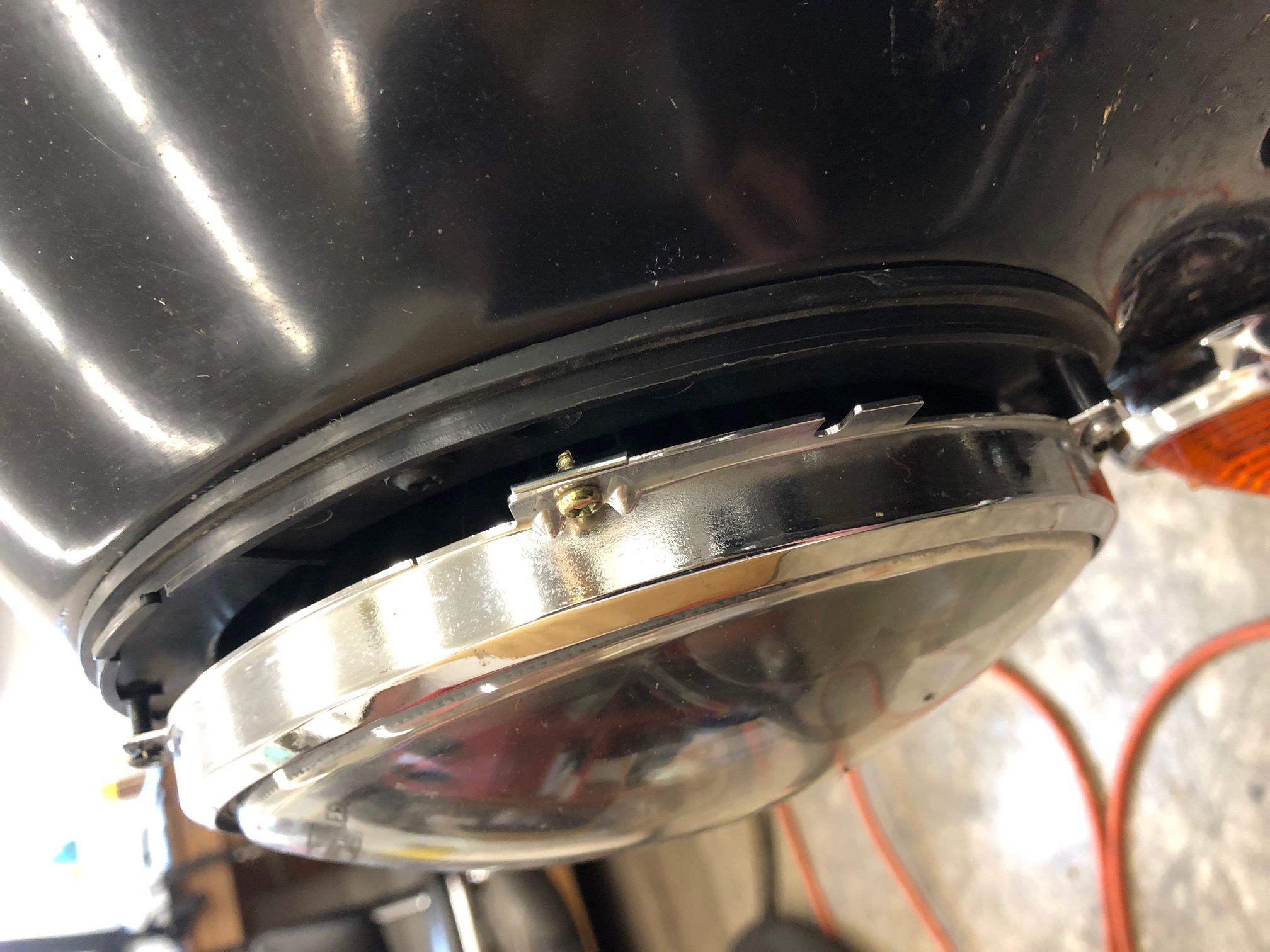 headlight1