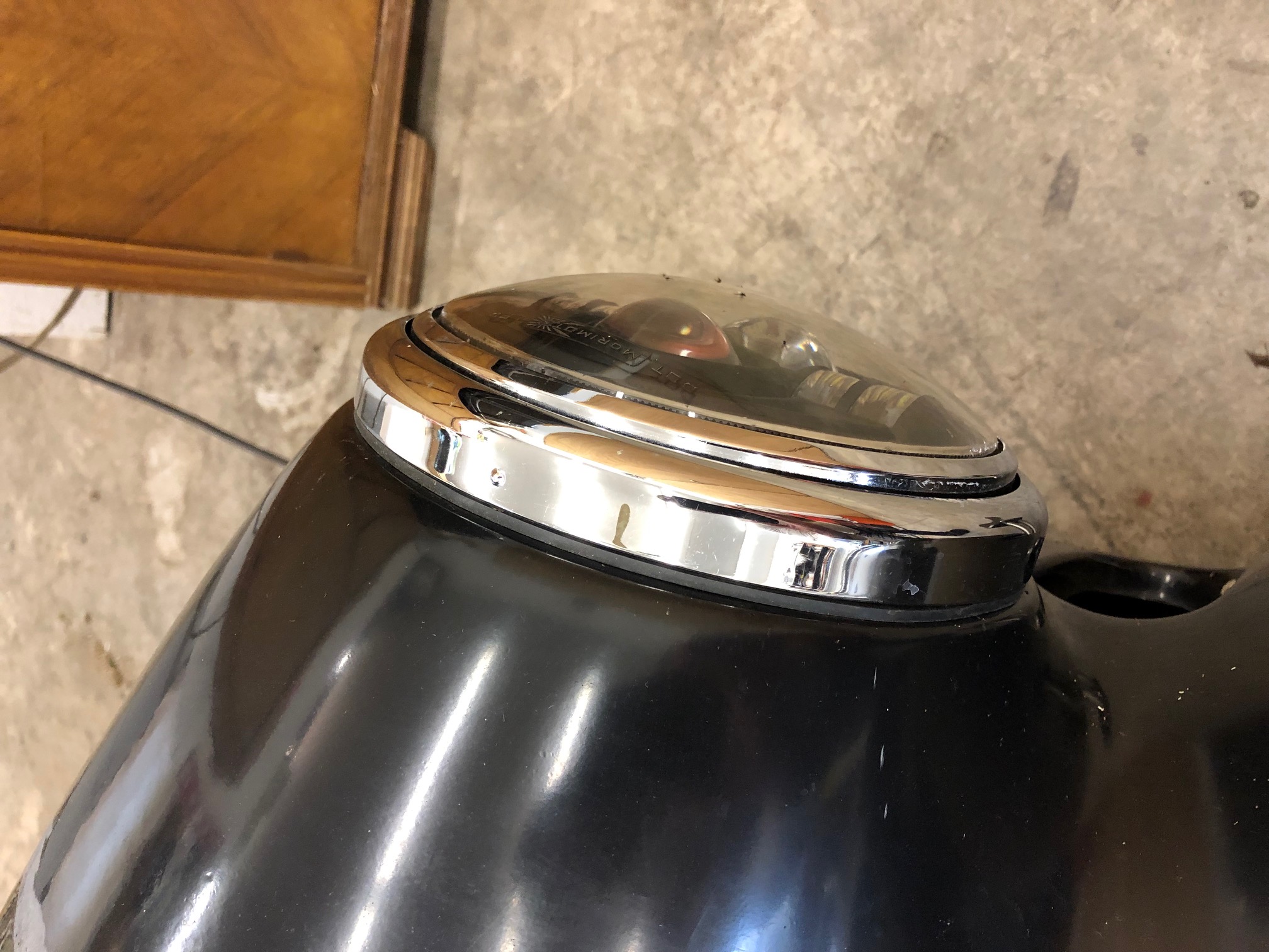 headlight3